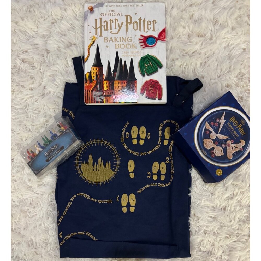 Harry Potter Baking Bundle: CookBook Pancake Molds & Candles